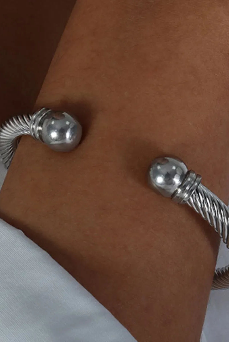 e66abbbc-f95e-42a4-bae1-7ff810e61b37-Max-Origin